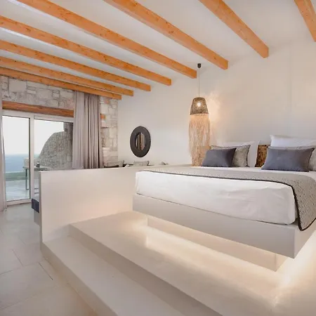 Aliv Stone & Ayos Nikolaos