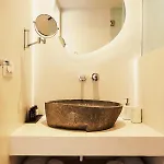 Aliv Stone &