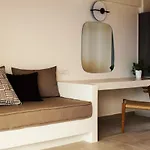 Aliv Stone & Ξενοδοχείο Άγιος Νικόλαος