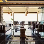 Ξενοδοχείο Aliv Stone & 4*