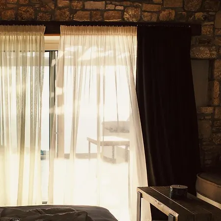 Aliv Stone & Ágios Nikolaos