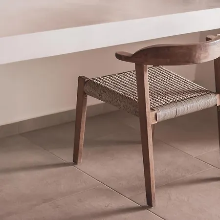 Aliv Stone &