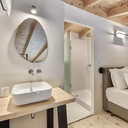 Aliv Stone & 4* Agios Nikolaos (Zakynthos)